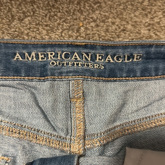 American Eagle distressed jean shorts - Picture 5 of 10